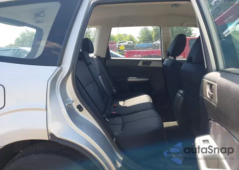 2009 Subaru Forester 2.5X z USA, uszkodzony, nr VIN JF2SH616X9H793749